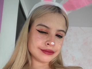 Prikaži popoln profil modela MelaniBecker