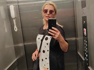 Se komplett profil för SexyCoco