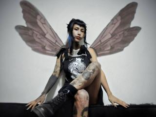 Prikaži popoln profil modela NyxVega