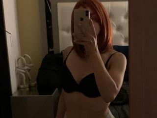 Prikaži popoln profil modela BelladonnaLips