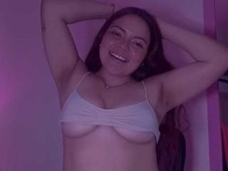 Xem hồ sơ đầy đủ của CherryScarlett