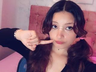 Xem hồ sơ đầy đủ của ValentinaRoseX