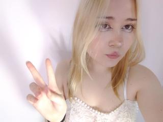 Xem hồ sơ đầy đủ của AnnieLeonhart69