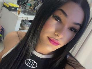 Xem hồ sơ đầy đủ của SexyLatinatss
