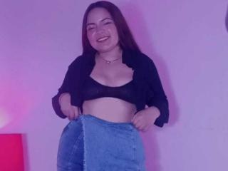 Xem hồ sơ đầy đủ của CherryScarlett