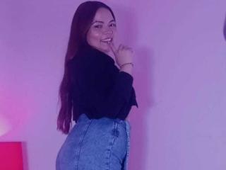 Xem hồ sơ đầy đủ của CherryScarlett