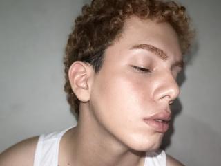 Se komplett profil för DorianoX