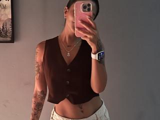 Se komplett profil för MajoJones