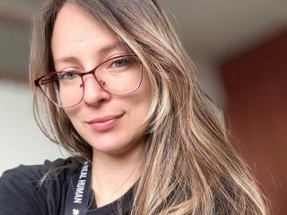 Se komplett profil för AmberWoody