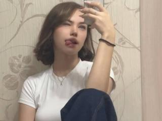 Xem hồ sơ đầy đủ của AlyceFujino