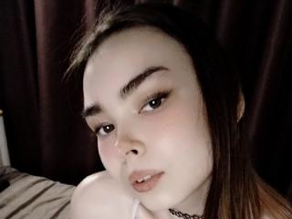 Prikaži popoln profil modela LelaVivo