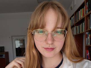 См. подробные сведения о модели ColettaCorman
