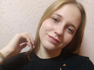 См. подробные сведения о модели ColettaCorman