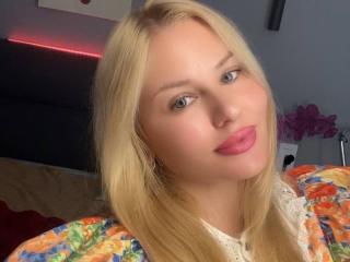 См. подробные сведения о модели AvaQueen