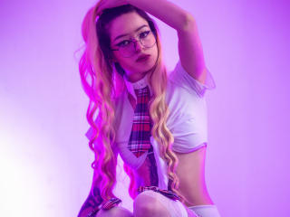 MiaValenttine's Model Profile