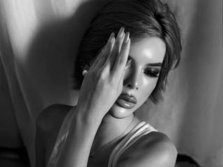 HotCumAdriana69x's Model Profile