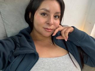 EmaJames's Model Profile