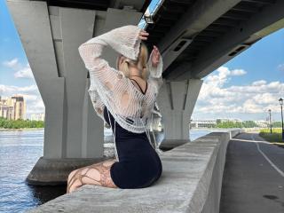См. подробные сведения о модели SaturninaFischbein