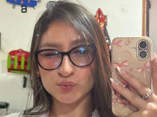 Voir la fiche détaillée de MaddyCarina