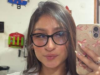 Voir la fiche détaillée de MaddyCarina