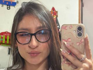 Voir la fiche détaillée de MaddyCarina