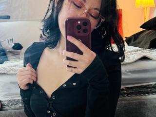 Δείτε την λεπτομερή καρτέλα του AbigailLady