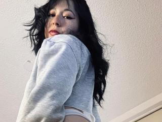 Δείτε την λεπτομερή καρτέλα του AbigailLady