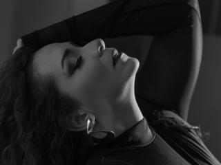 Δείτε την λεπτομερή καρτέλα του ScarletthVega