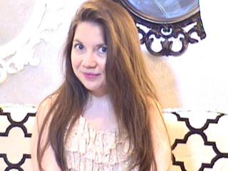 MissElllie - Webcam live x with a White Young and sexy lady 