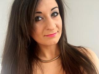 TracySweet - chat online x with this muscular physique Young lady 