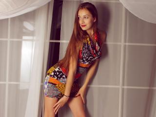 EvaStorm - Webcam live sexy with a brown hair Young and sexy lady 