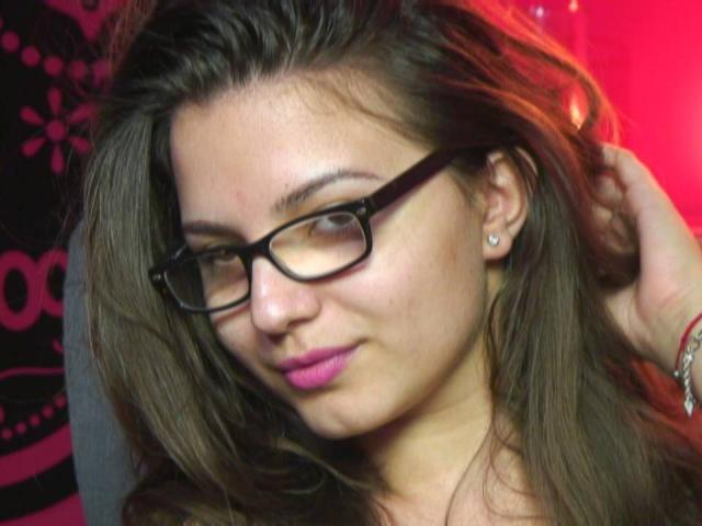 AnastassiaLove - online chat sex with this shaved private part College hotties 