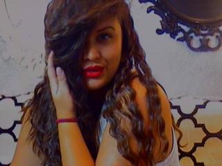 MikaelaZu - Sexe cam en vivo - 3389690