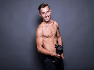 MilesKepler - Video chat hard with a European Gays 