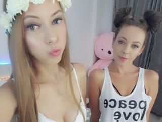 HottestLezbys - online show hard with a being from Europe Woman sexually attracted to other woman 