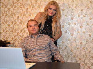 BigAdventures - Webcam sex with this golden hair Female and male couple 