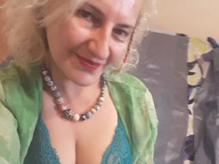 Irene69 - Video chat exciting with a shaved sexual organ Lady over 35 