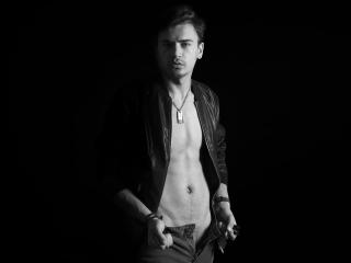 CalvinCole - Webcam live hot with a White Homosexuals 
