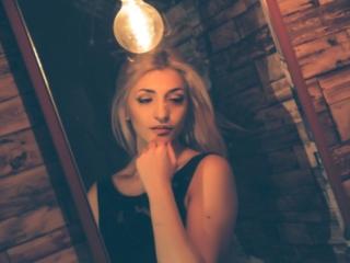 CeciliaCate - Webcam xXx with a massive breast College hotties 