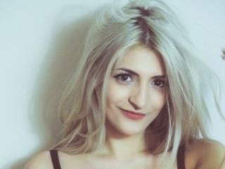 CeciliaCate - Chat cam hot with this massive breast 18+ teen woman 