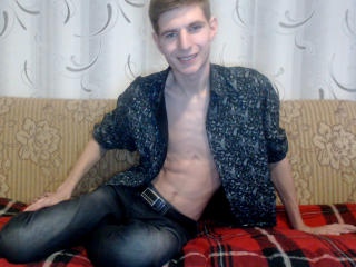 AntonyS - Chat cam hard with a brown hair Homosexuals 