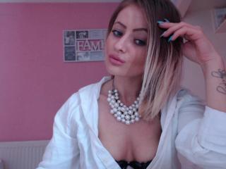 EvaFeminine - Live hot with a blond Young lady 