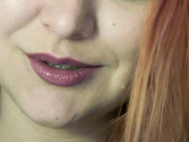 SpicySuzy - Chat live hard with this ginger 18+ teen woman 