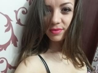 Abriana - Webcam live nude with this Young lady with a standard breast 