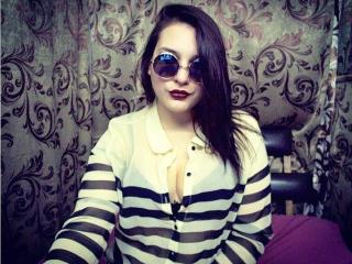 MollyLove - Cam hard with a shaved private part 18+ teen woman 