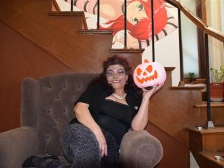 DivineDonna - Chat cam sex with a redhead Mature 