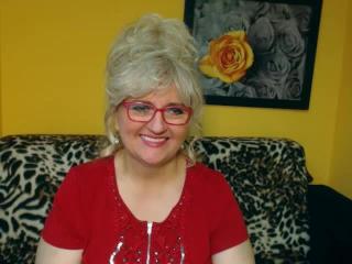 AnnabelMature - Chat cam porn with this light-haired MILF 