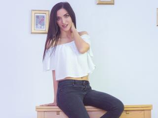 Serenidy - Webcam live porn with a small breast Sexy babes 