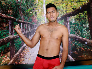 HottGabriel - Webcam live hot with this latin Gays 