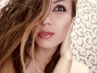 Abriana - Live chat nude with a being from Europe Young and sexy lady 